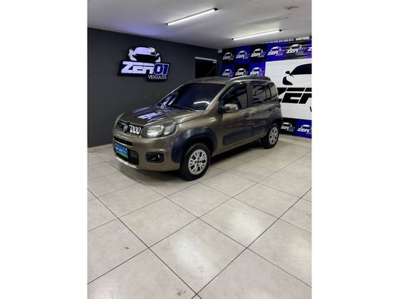 FIAT UNO 1.0 EVO WAY 8V FLEX 4P MANUAL FIAT UNO 1.0 EVO WAY 8V FLEX 4P MANUAL